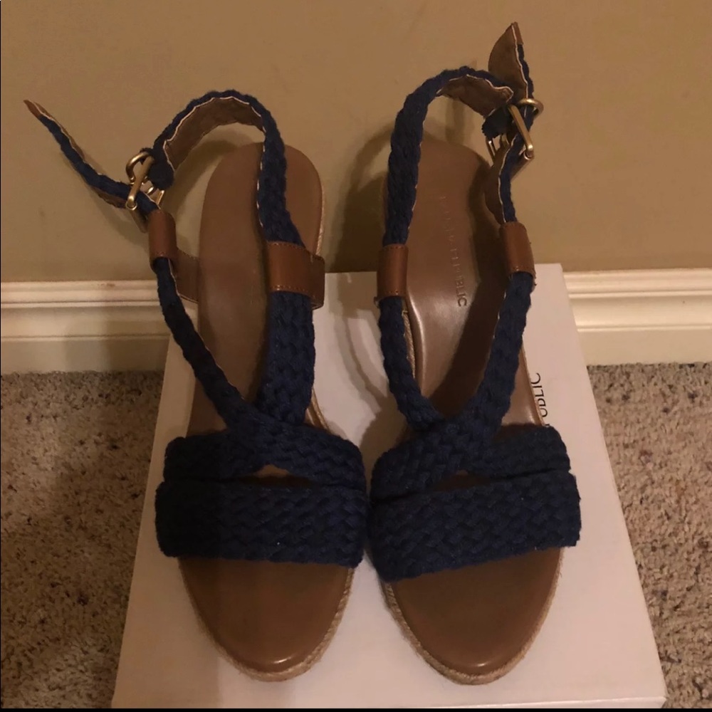 Banana Republic Vierra Wedges